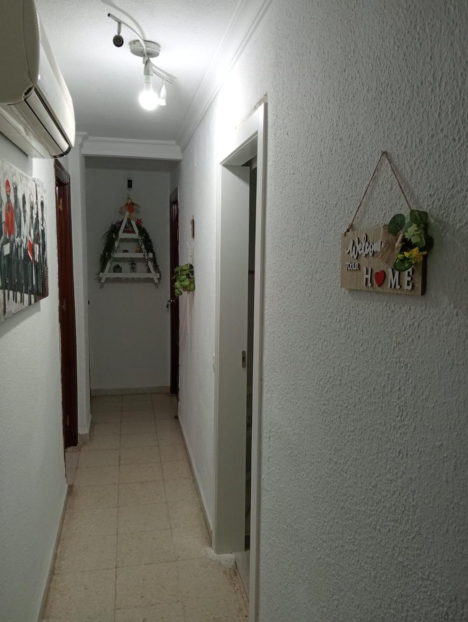 Habitacion Piso Particular En Castilleja De La Cuesta Luaran gambar
