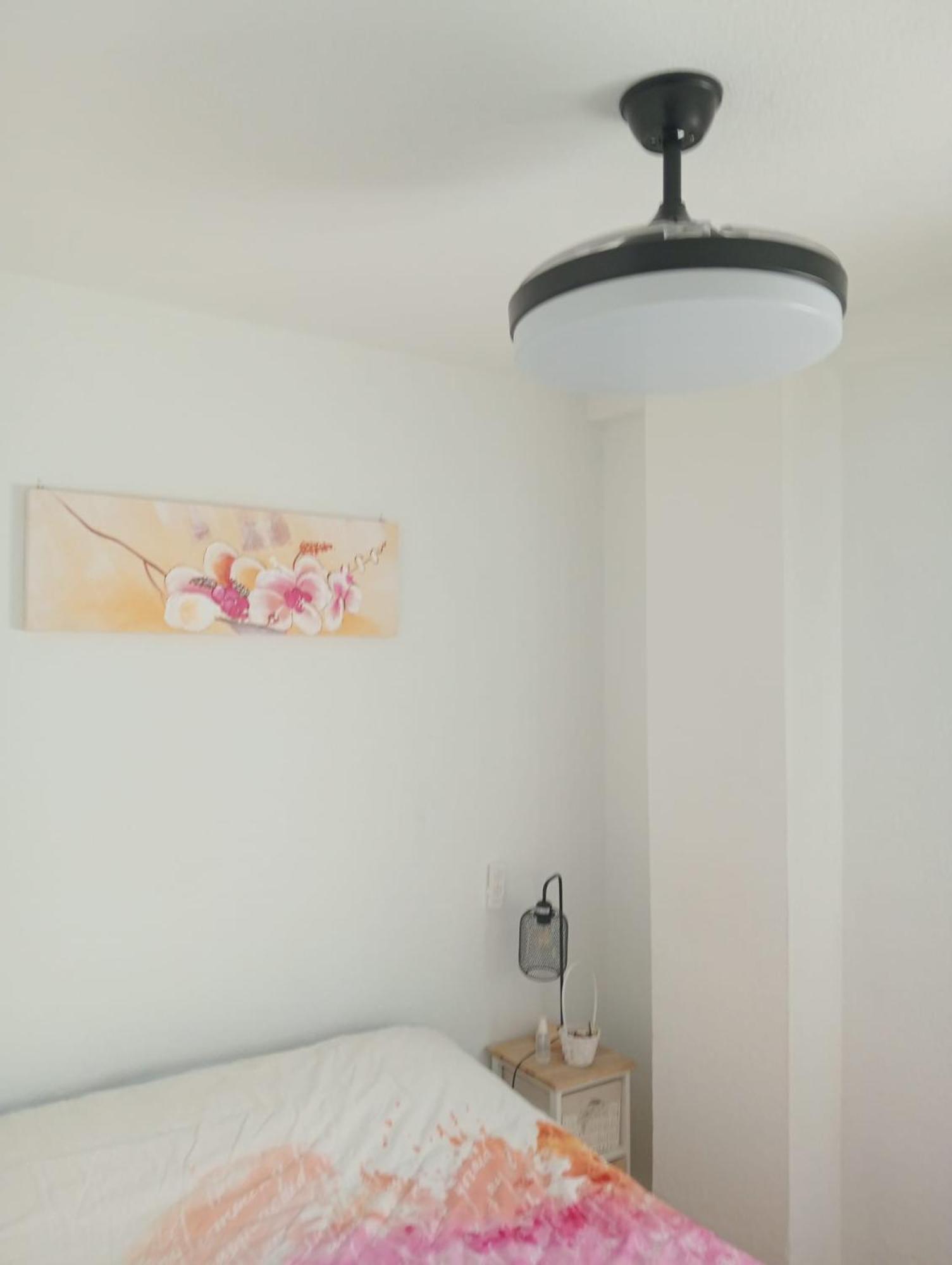 Habitacion Piso Particular En Castilleja De La Cuesta Luaran gambar